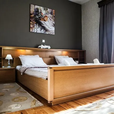 Lakes,mountain And Nature Appartement Árnissa